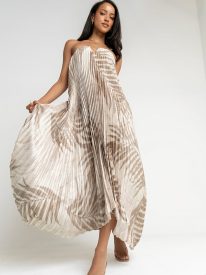 Nicerway Accordion Maxi Dress