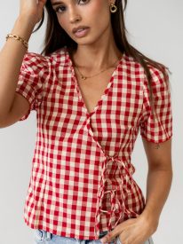Nicerway Gingham Blouse in Red