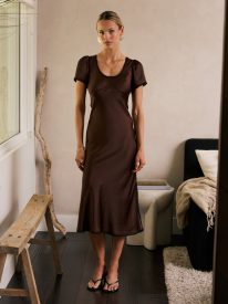 Nicerway Midi Dress in Brown
