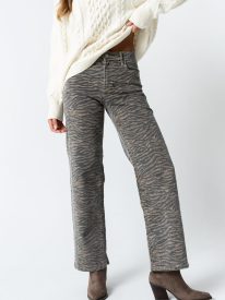 Avia Wide Leg Jeans