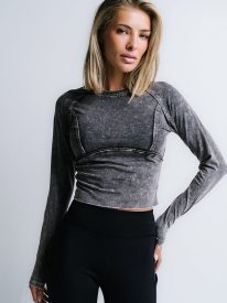 Nicerway Fitted Top in Black - FINAL SALE