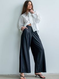 Nicerway Pleated Pants in Black