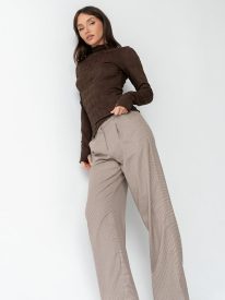 Benny Textured Top in Brown