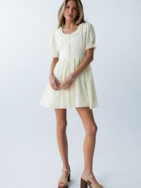 Nicerway Mini Dress in Cream