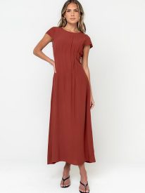 Nicerway Pleated Maxi Dress in Brick