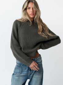 Shayla Knit Sweater in Charcoal - FINAL SALE