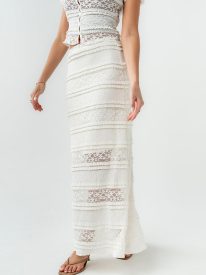 Nicerway Lace Midi Skirt in Cream