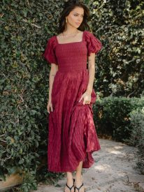 Nicerway Smocked Maxi Dress in Burgundy